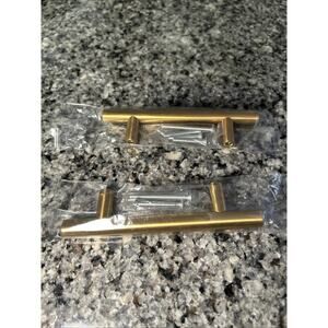 NEW Set Of 2 Gold Finish Cabinet Or Drawer Handles Pulls NIP - 5 Inches